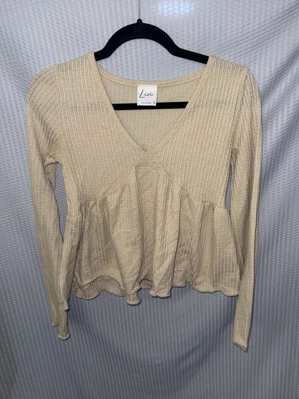 Livi by Olivia Rae Tan Waffle Knit Peplum Long Sleeve Top Size S